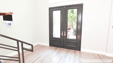 Gianna Dior And April Olsen In Threesome