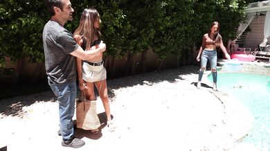 Gianna Dior And April Olsen In Threesome