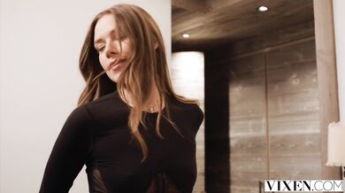 Insatiable Model Hope Heaven Has Passionate Threesome With Kelly Collins And Her Boyfriend