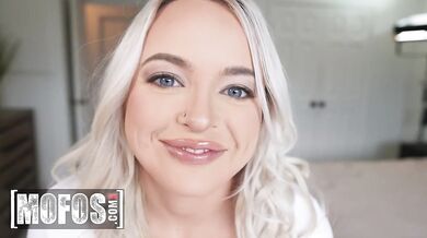 Alexis Kay Teases Photographer Charles, Turning Their Photoshoot Into Wild, Passionate Sex