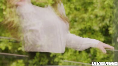 Hot assistant Carter Cruise Lets Her Boss Do Whatever He Wants To Her