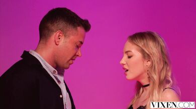 Perfect Blonde Girlfriend Bella Spark Has Secret Life As Cock-Hungry Stripper