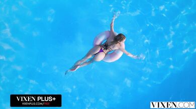 Perfect Blonde Girlfriend Bella Spark Has Secret Life As Cock-Hungry Stripper