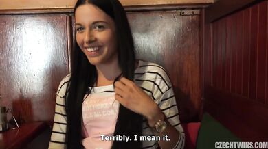 Sharing Pissing Twins