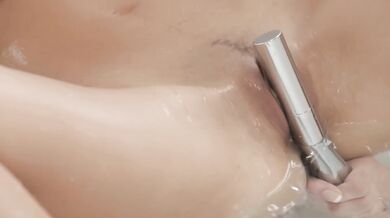 Little Caprice Bath Masturbation