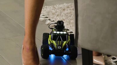 Busty stepmom Richelle Ryan loves young hard cocks!