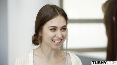 Riley Reid si v luxusním prádle užila svůj první drsný anál